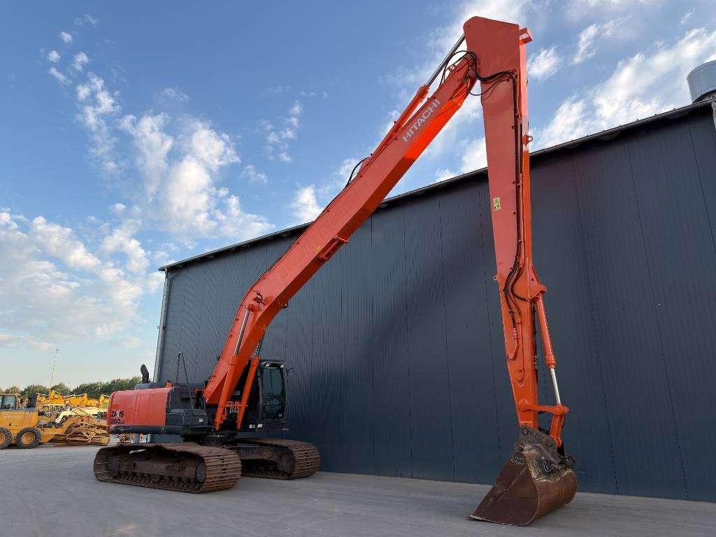 Hitachi ZX250LC-5B Long reach Foto 3