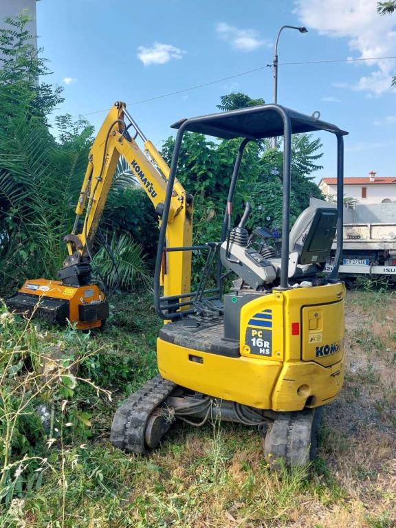 Komatsu PC16 R HS Foto 3