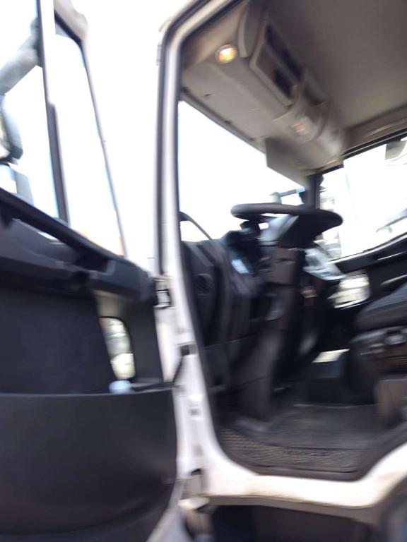 Iveco EUROCARGO CUBE 190-280L Foto 9