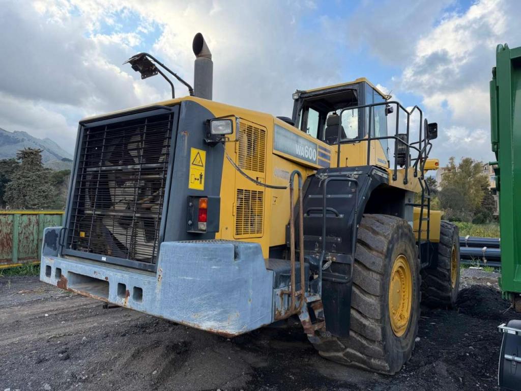 Komatsu WA 600 Foto 18