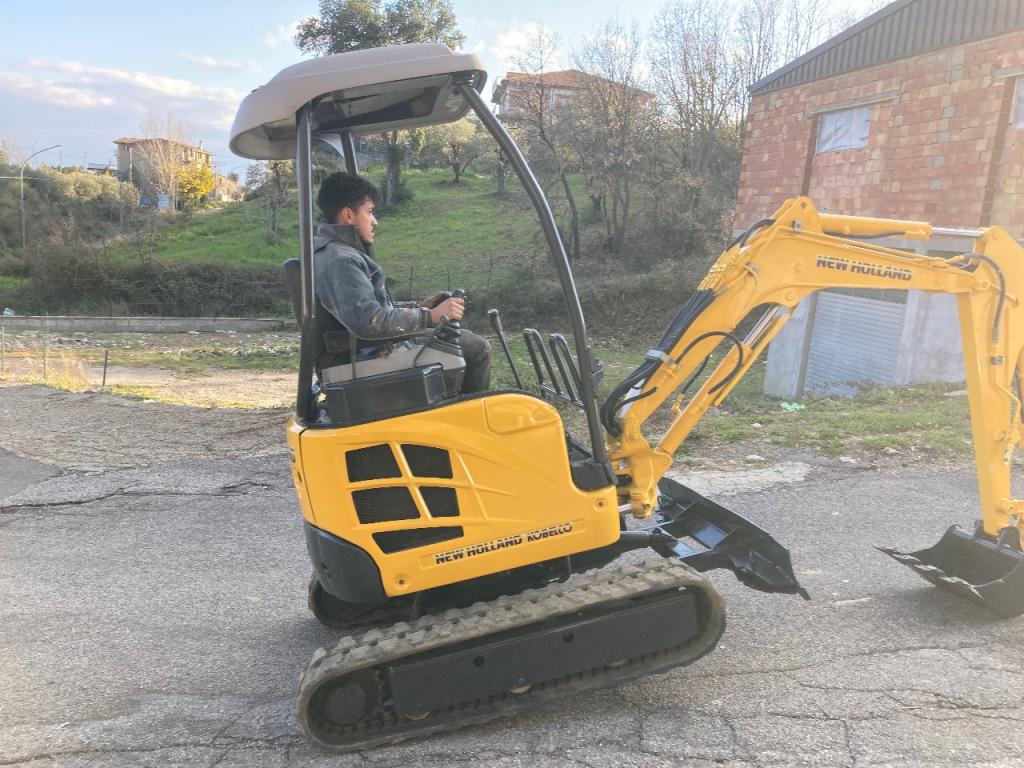 New Holland 18 sr Foto 6
