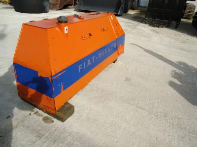 Serbatoio gasolio e olio idraulico per Fiat Allis FL14C E FL14D in vendita da OLM 90 Srl