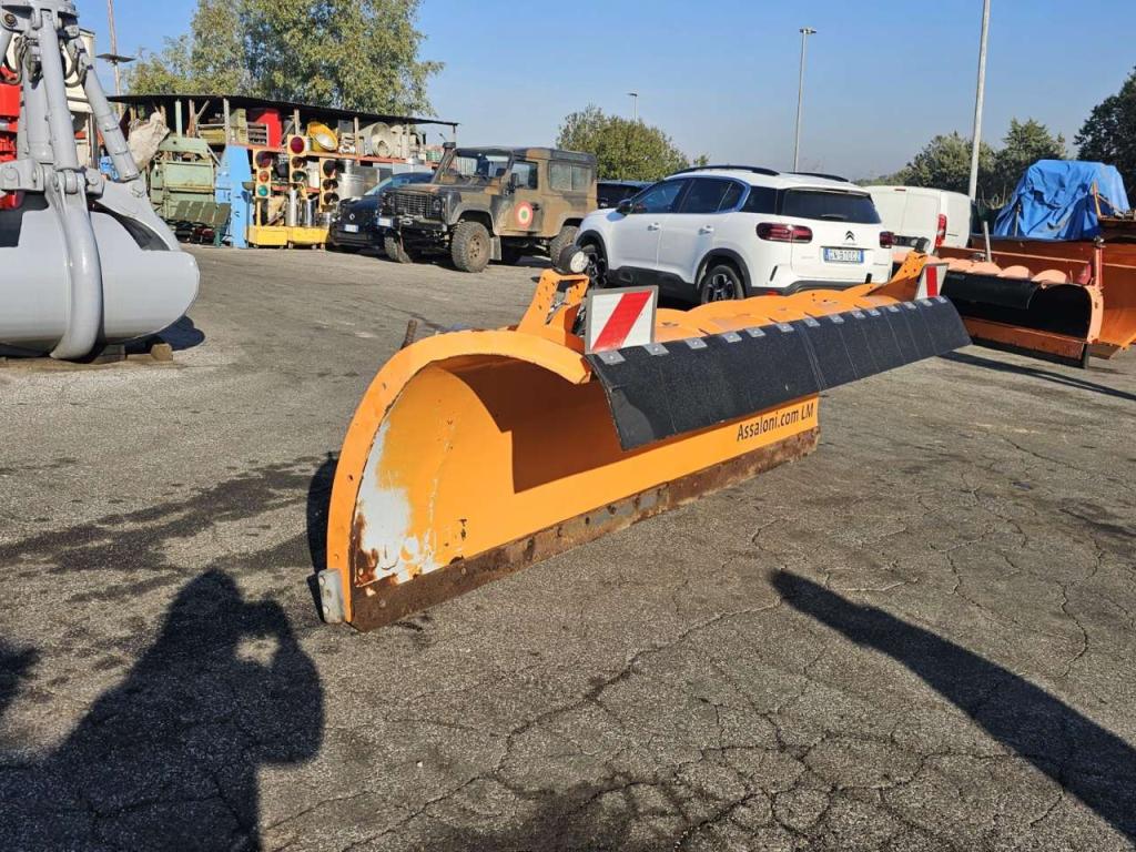 Bucher LM32 Foto 10