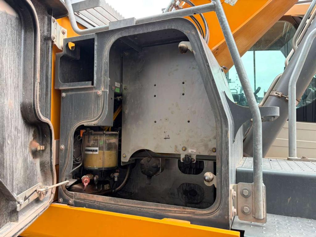 Liebherr R945 S-HD Foto 28