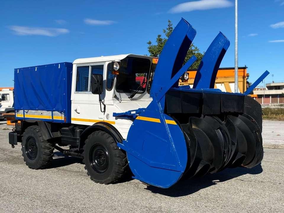 Mercedes-Benz UNIMOG Foto 11