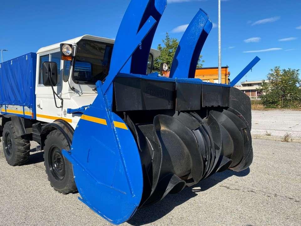 Mercedes-Benz UNIMOG Foto 17