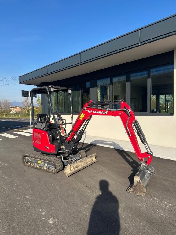 Yanmar Vio 17 Foto 2