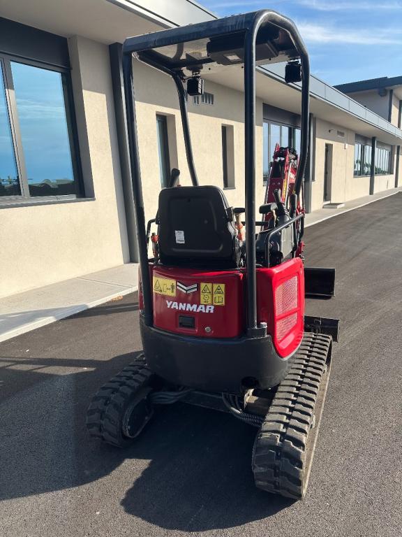 Yanmar Vio 17 Foto 4