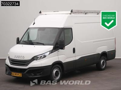 Iveco Daily 35S18 3.0L 180PK Automaat L2H2 LED Navi Camera Airco Cruise Imperiaal L2 A/C Cruise control in vendita da BAS World B.V.