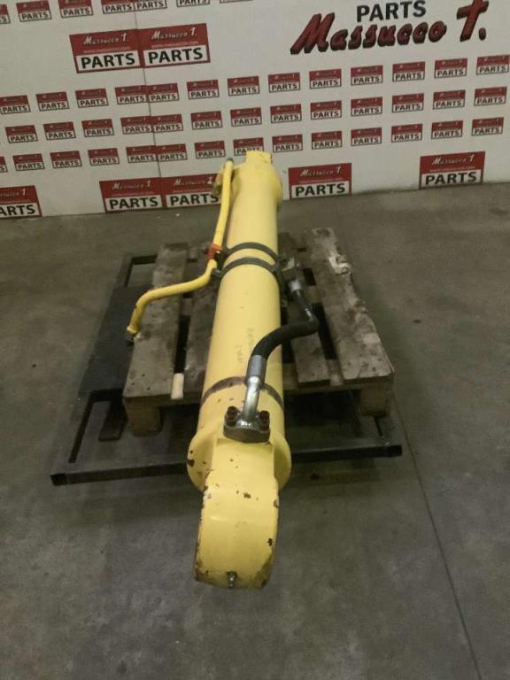 Pistone di penetrazione per New Holland E 385 Foto 2