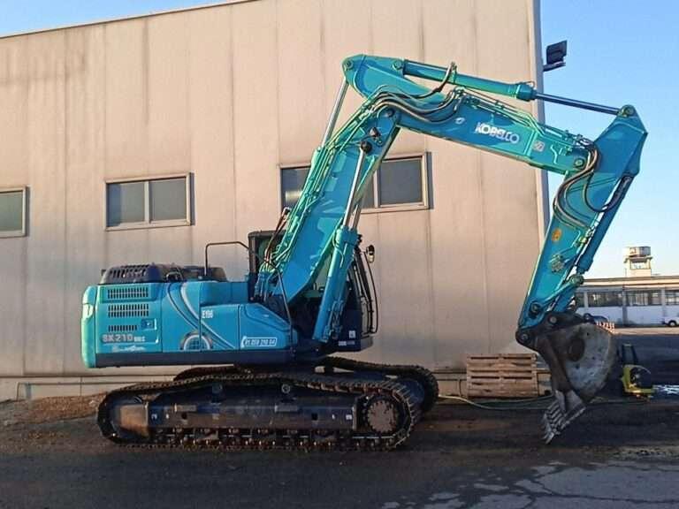 Kobelco SK210SNLC-10 TRIPLICE Foto 1