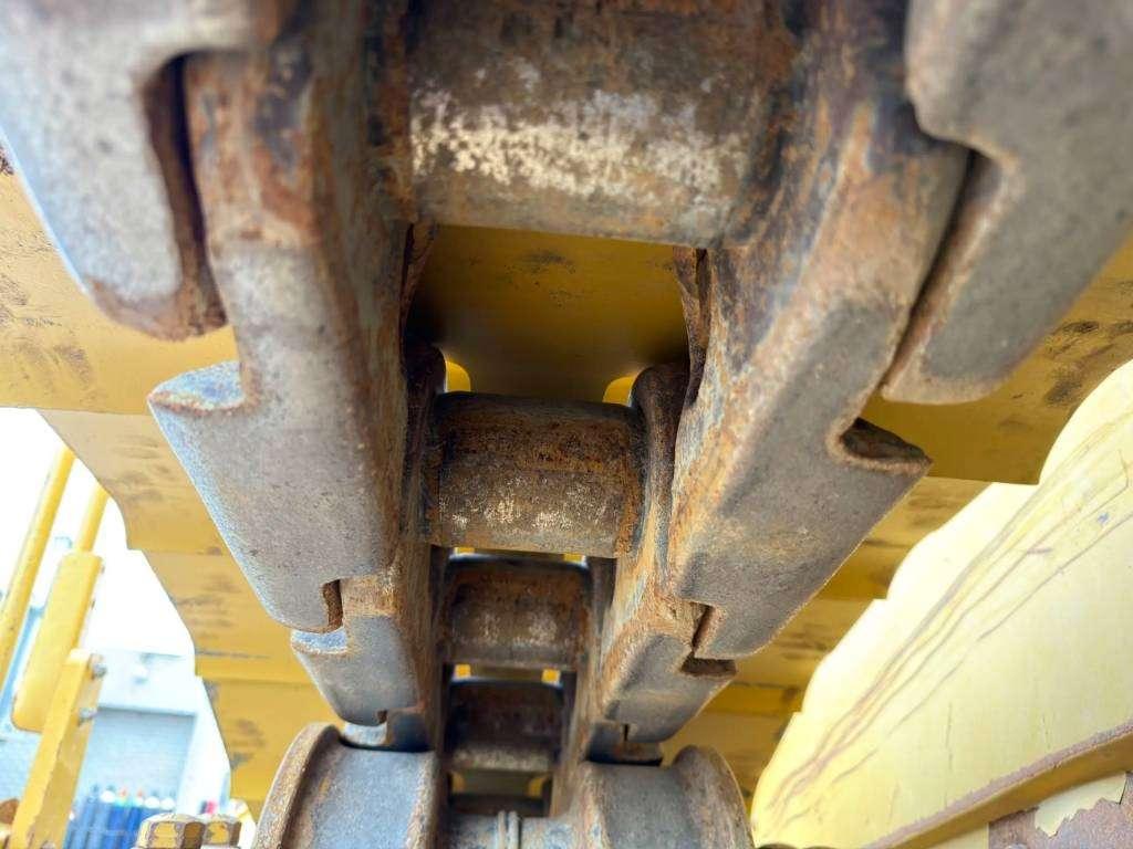 Caterpillar D8T - CE Foto 30