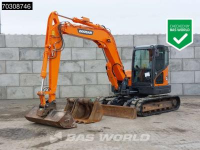 Doosan DX85 R-3 A/C - 3 Buckets