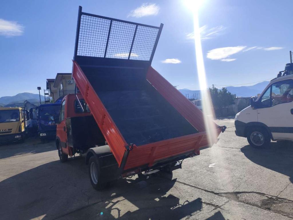 Iveco DAILY 35C13 Foto 3