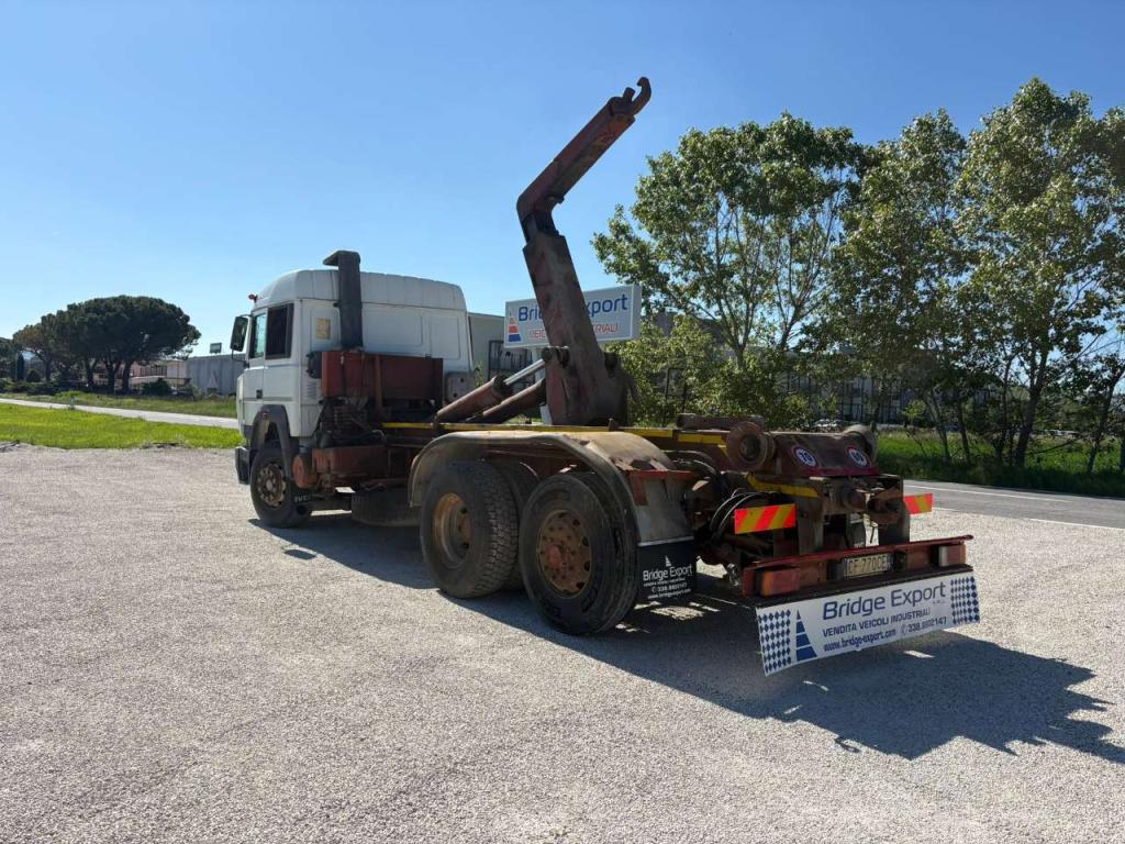 Iveco TURBOSTAR 190.42 scarrabile 3 assi Foto 3