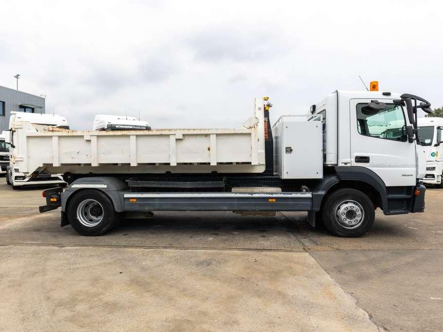 Mercedes-Benz ATEGO 1624 L + HIAB Foto 4