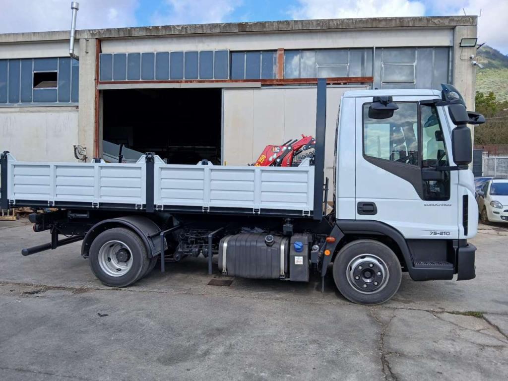 Iveco EUROCARGO 75-210 Foto 19