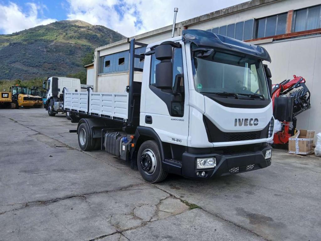 Iveco EUROCARGO 75-210 Foto 2