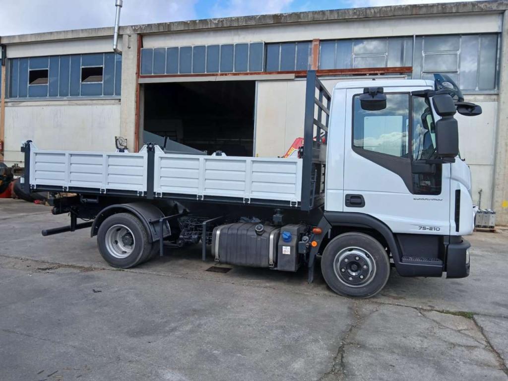 Iveco EUROCARGO 75-210 Foto 20