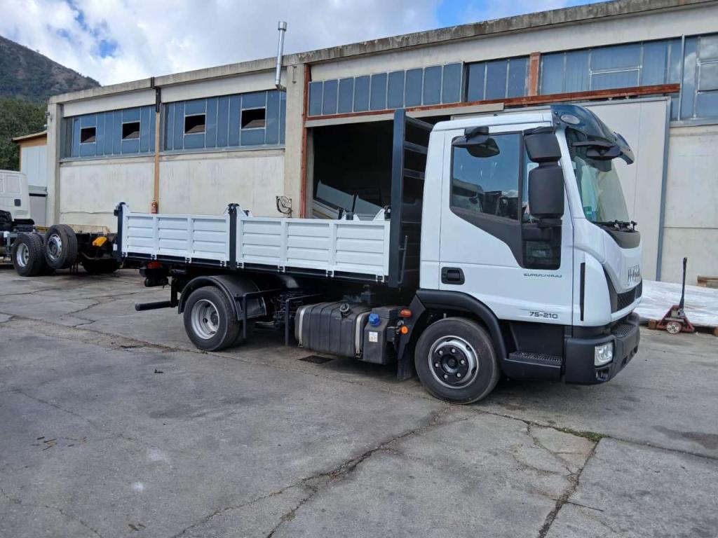Iveco EUROCARGO 75-210 Foto 21