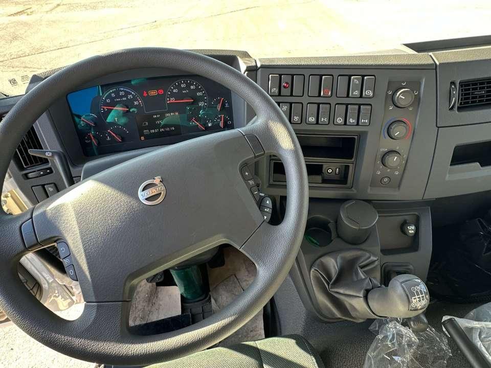 Volvo FL280 4x4 Foto 15