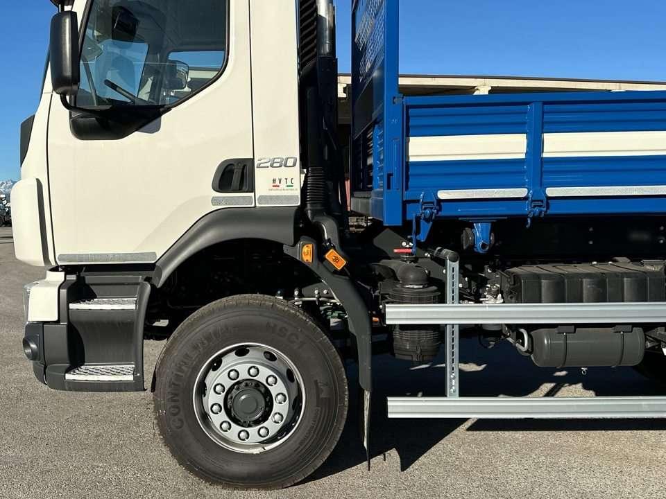 Volvo FL280 4x4 Foto 4
