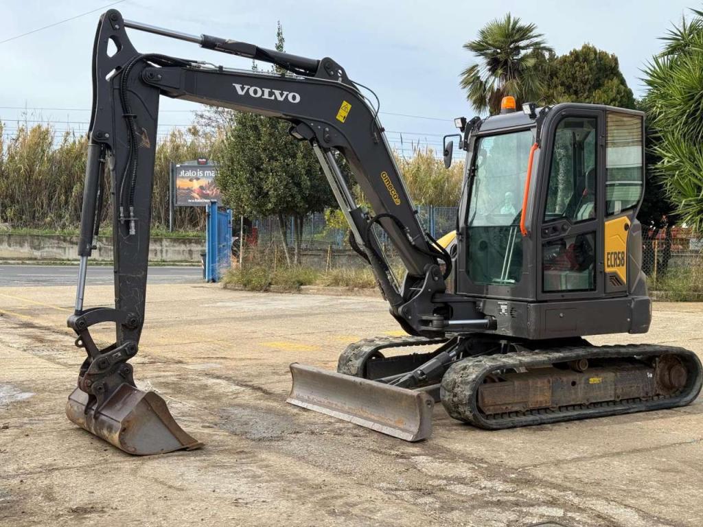 Volvo ECR58F Foto 1