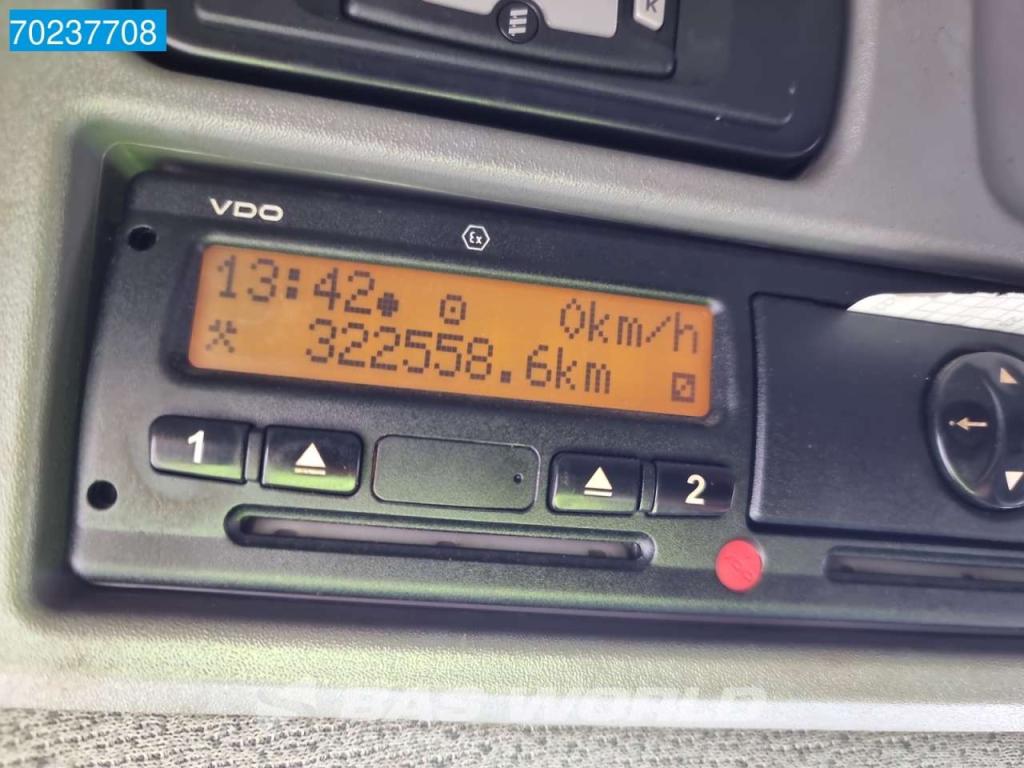 Mercedes Atego 1530 4X2 HMF 1820-K5 Crane Kran Remote Euro 6 Foto 30