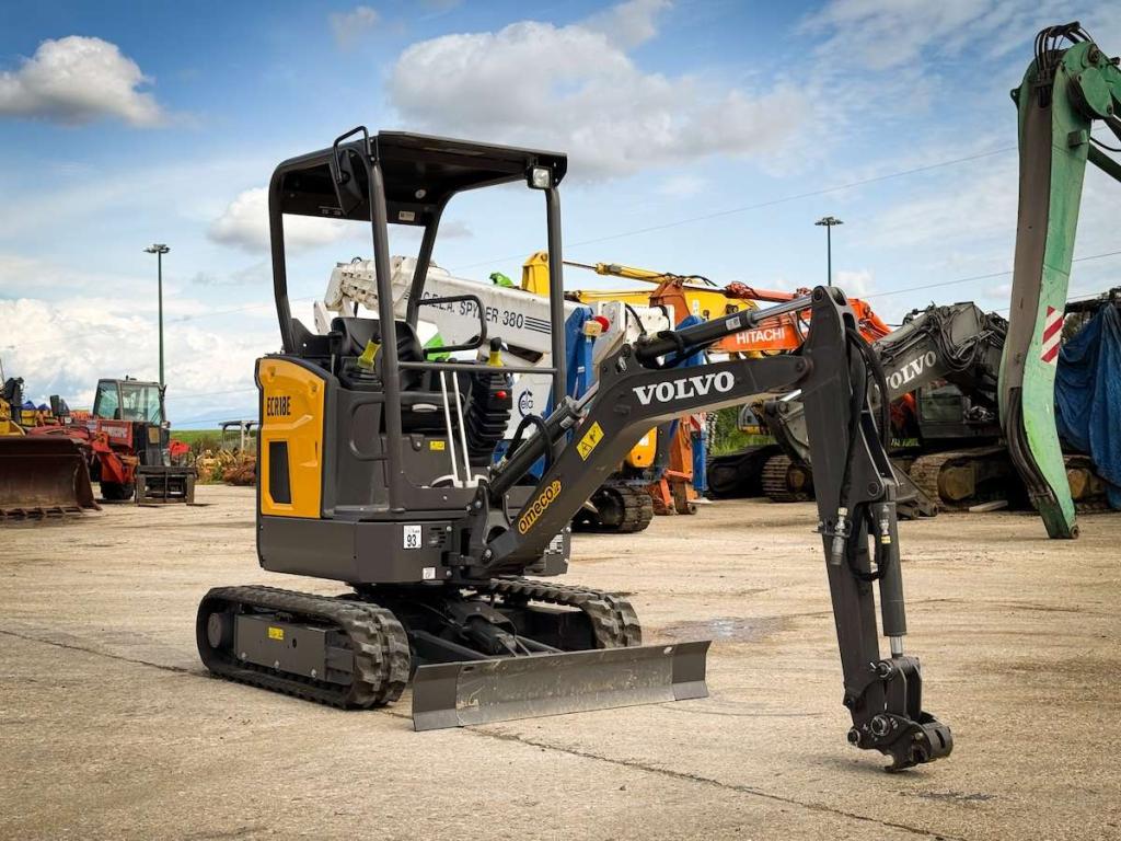 Volvo ECR18E Foto 1
