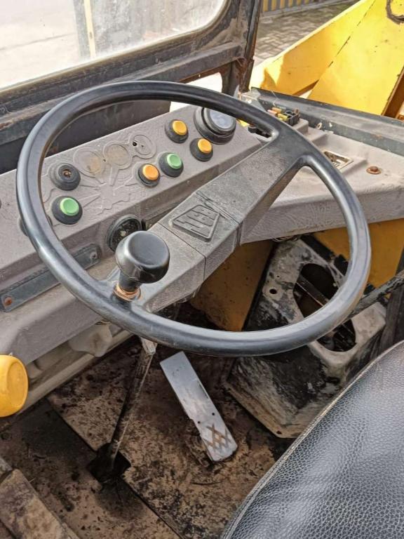 JCB 410E Foto 2