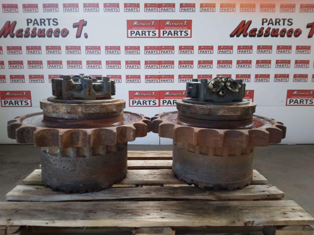 Riduttore di traslazione per Komatsu PC228US Foto 6