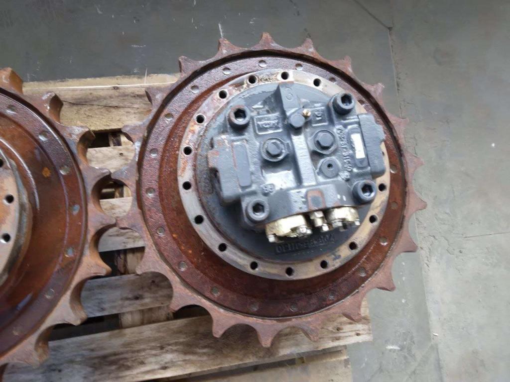 Riduttore di traslazione per Komatsu PC228US Foto 9