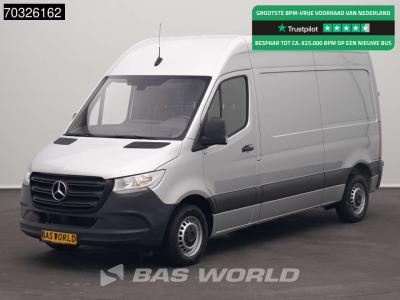 Mercedes-Benz Sprinter 215 CDI Automaat 150pk L2H2 MBUX Camera Airco Parkeersensoren CarPlay Euro6 L2 Airco in vendita da BAS World B.V.