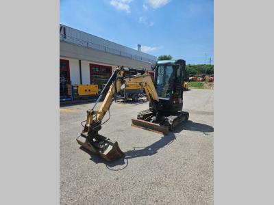 Yanmar VIO25-4 in vendita da Omeco Spa