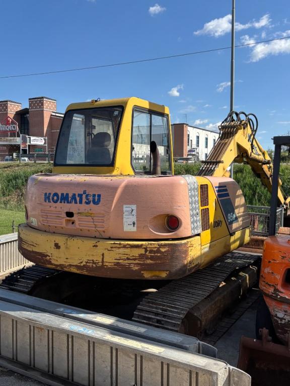 Komatsu PC 95 R8 Foto 2