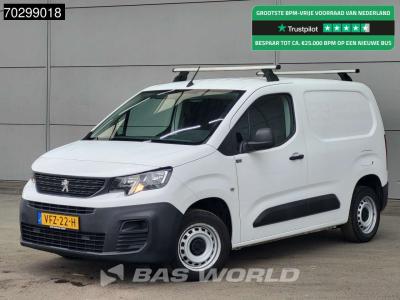 Peugeot Partner 80PK L1H1 Trekhaak Imperiaal Airco Parkeersensoren APK 08-2026 Euro6 L1 Kompakt Airco Trekh in vendita da BAS World B.V.