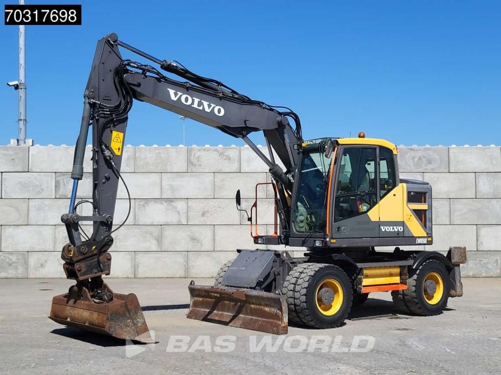 Volvo EWR150 E Outriggers + Blade Foto 2