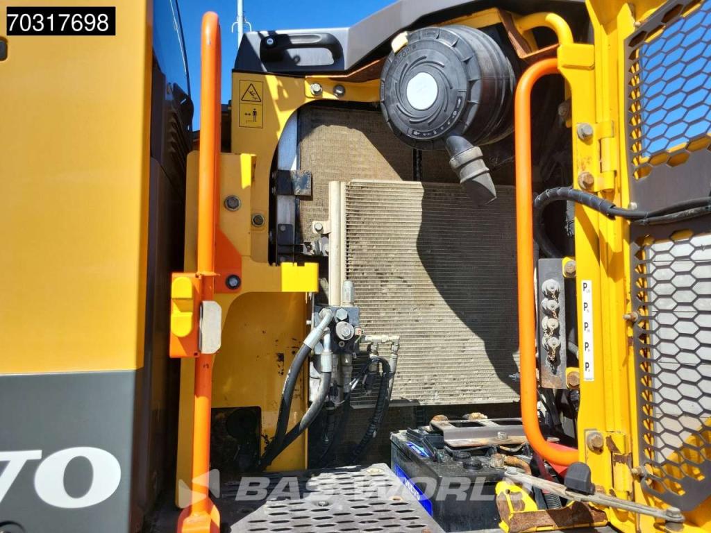 Volvo EWR150 E Outriggers + Blade Foto 24