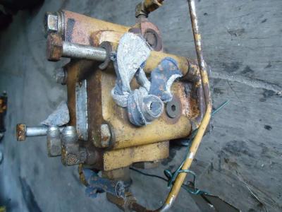 Distributore di sterzo per Fiat Allis FL10E - FL14E - FL175 - FL145 - FD175 - CODICE 79096196 - 79083371 in vendita da OLM 90 Srl