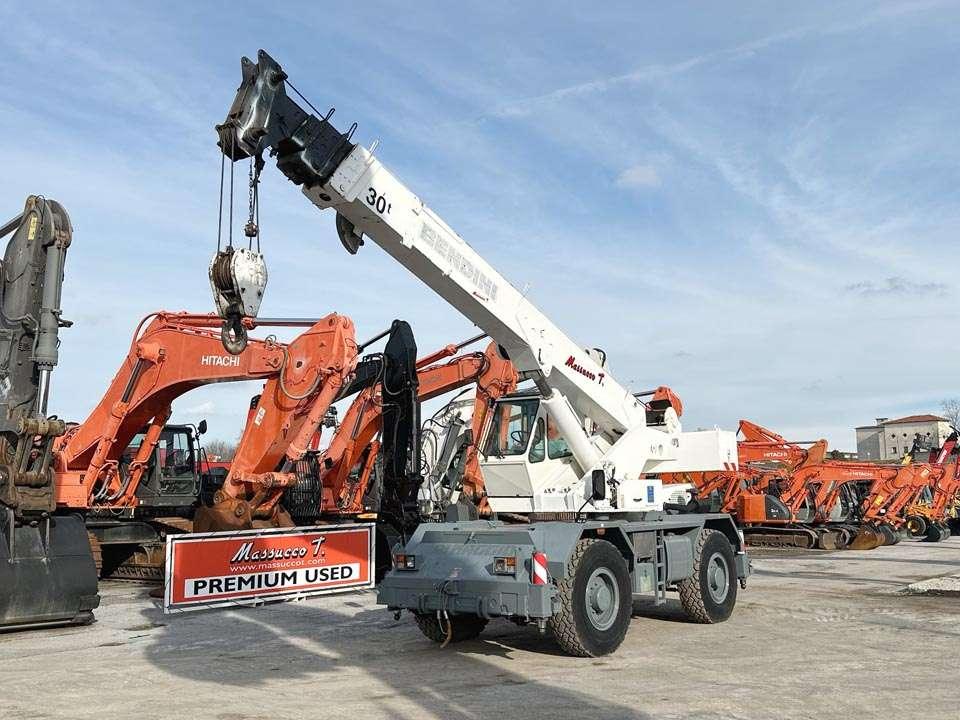 Terex A300 4x4 Foto 1