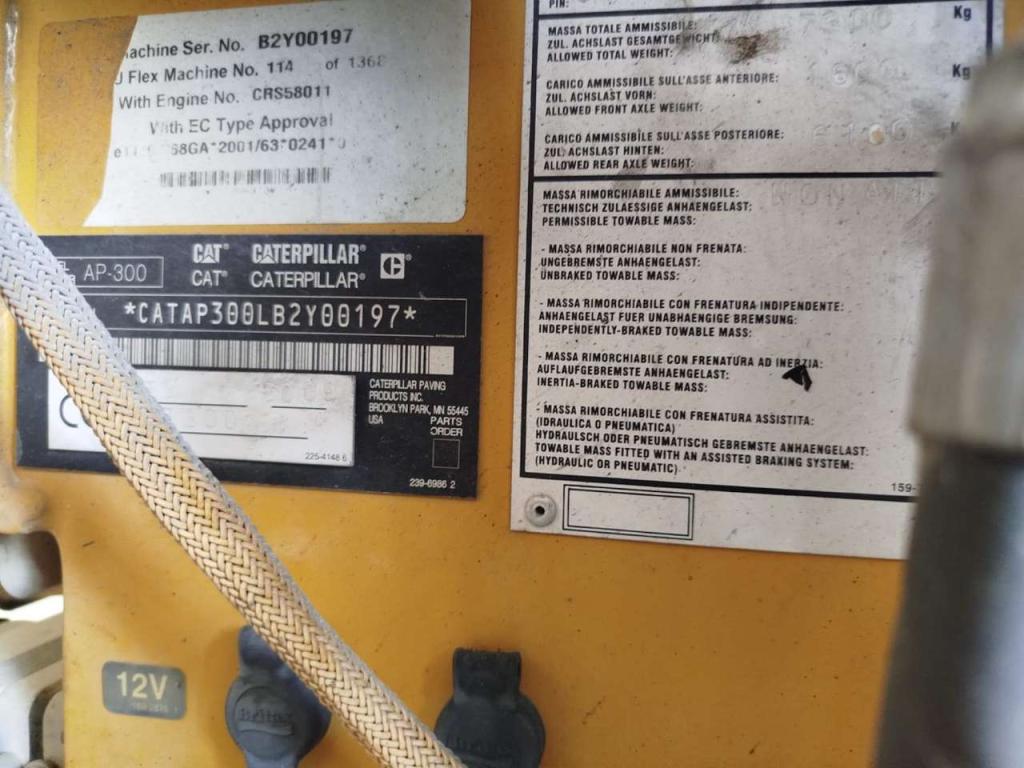Caterpillar AP300 Foto 3