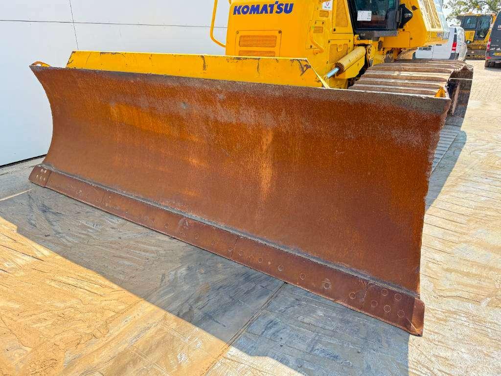 Komatsu D61PX-24 - Ripper Valve / Camera Foto 14