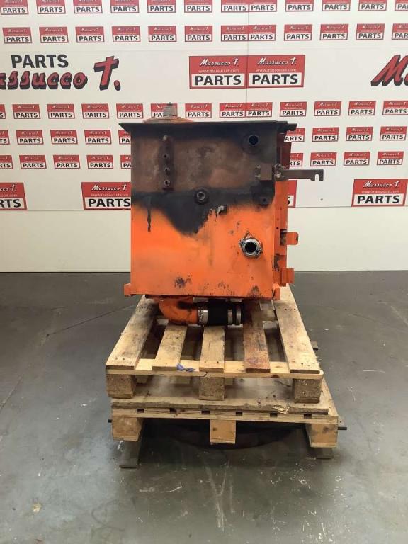Serbatoio olio idraulico per Fiat Hitachi EX 235 Foto 3