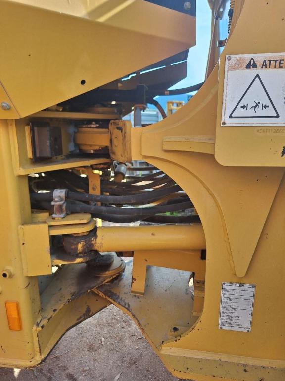 Caterpillar IT 28 G Foto 2
