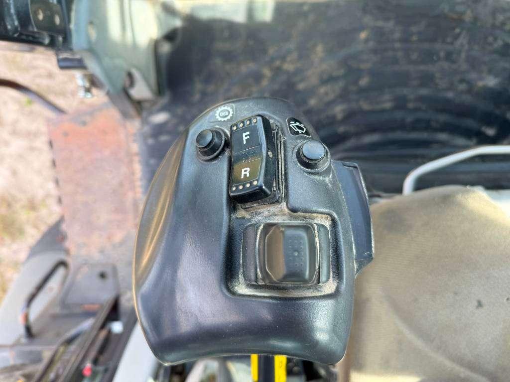 Hitachi ZW250-6 - CDC / 3rd Function / Auto Greasing Foto 10