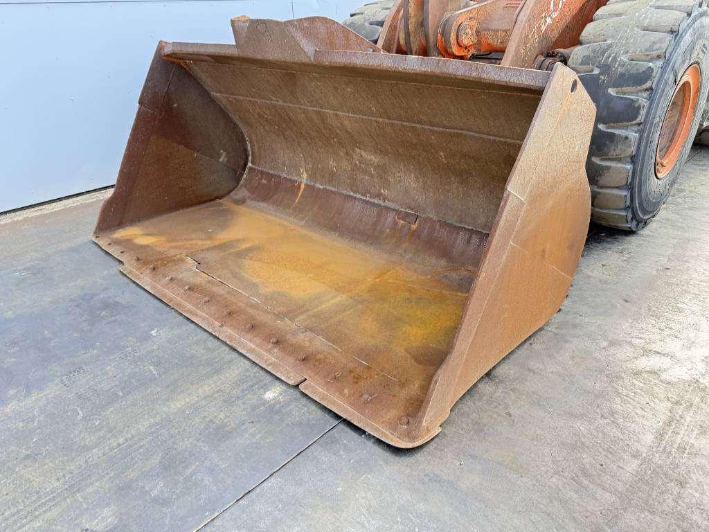 Hitachi ZW250-6 - CDC / 3rd Function / Auto Greasing Foto 22