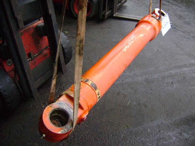 Pistone avambraccio (stick) per Fiat Hitachi EX 215 Foto 1