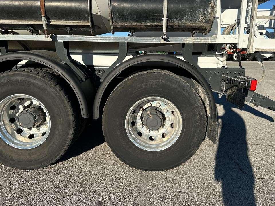 Renault C430 8x4 Foto 7