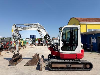 Takeuchi TB153FR