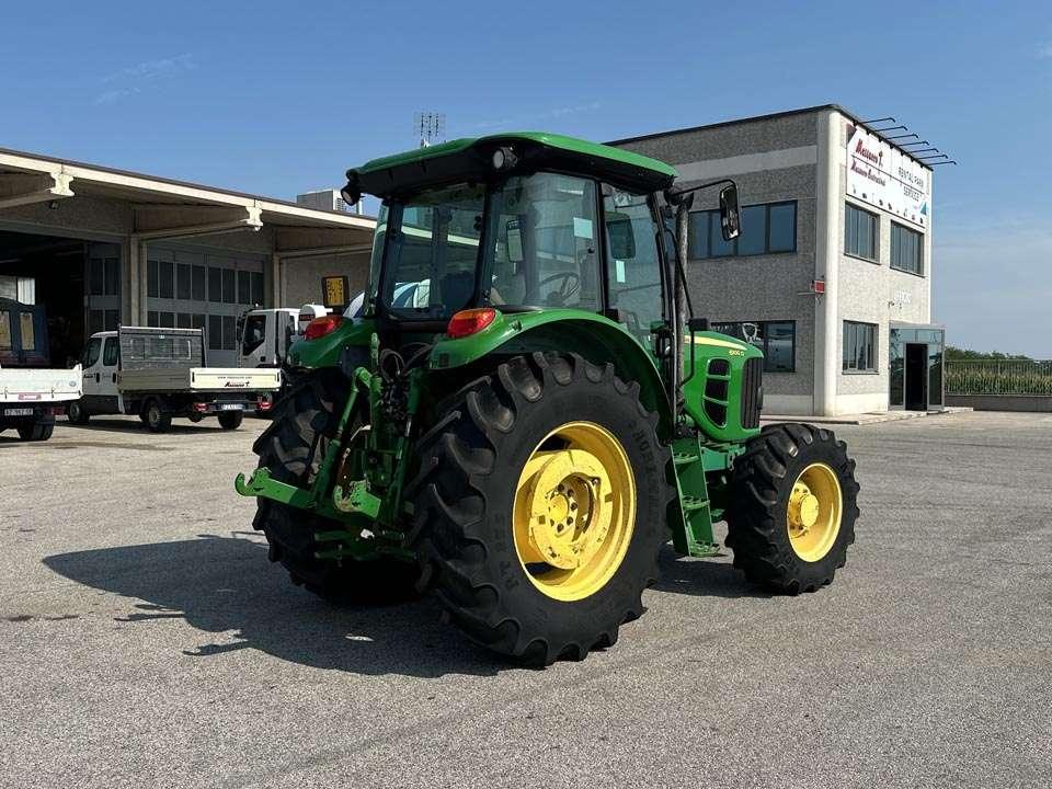 John Deere 6100D Foto 20